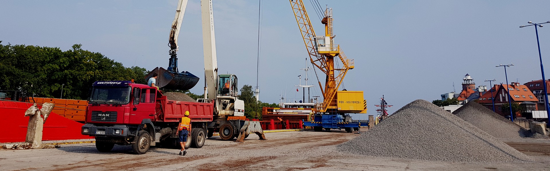 PRZEŁADUNKI TOWARÓW